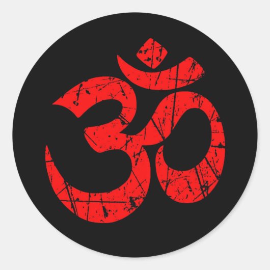 Gekraste rode yoga om symbool op zwart ronde sticker (Voorkant)