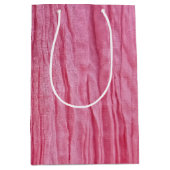 Gekreukelde Roze Crêpe Stof Medium Cadeauzakje (Voorkant)