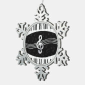 Gekromde pianosleutels en driehoekige hak tin sneeuwvlok ornament (Rechts)