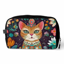 Gekroonde Kat Met Edelstenen