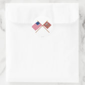 Gekruiste Betsy Ross en Bedford Vlaggen Ronde Sticker (Tas)