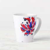 Gekruiste bloem latte mok (Rechterhoek)