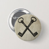 Gekruiste sleutels ronde button 5,7 cm (Voorkant /achterkant)