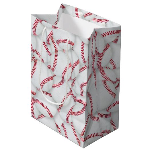 Gelaagde Baseball Pattern Birthday Medium Cadeauzakje (Voorkant Gekanteld)