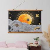 Gelaagde collage esthetiek met hemelse motieven, hangend wandkleed (Slaapkamer)