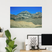 Gelaagde pieken van de Mojave-woestijn Poster (Thuiskantoor)