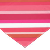 Gelaagde snoepjes strepen - rood, roze en wit tafelkleed (Gekanteld)