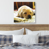 gele 2-labpuppy canvas afdruk (Insitu (Slaapkamer))