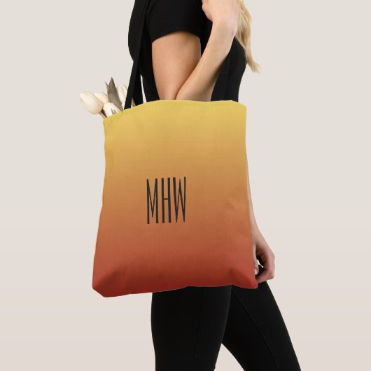 Gele aangepaste monogram rode gradiënt tote bag (Dichtbij)
