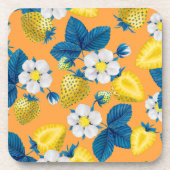 Gele aardbeien op sinaasappel bier onderzetter (Voorkant)