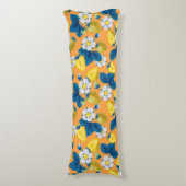 Gele aardbeien op sinaasappel lichaamskussen (Voorkant Verticaal)