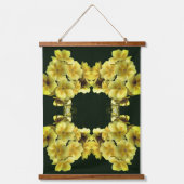 Gele Abstracte primrose Spring Flowers Hangend Wandkleed (Voorkant)