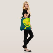 Gele abstracte waterverf, dunne tote bag (Op model)