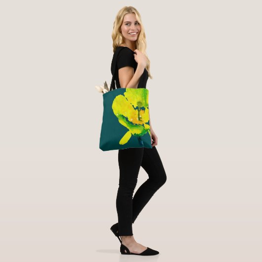 Gele abstracte waterverf, dunne tote bag (Op model)
