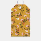 Gele achtergrondbloemen cadeaulabel (Voorkant)