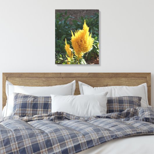 Gele Astilbe bloem Canvas Afdruk (Insitu (Slaapkamer))