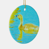 Gele Baby gans met lichtblauw water Keramisch Ornament (Rechts)