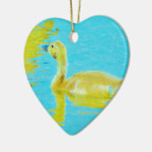 Gele Baby gans met lichtblauw water Keramisch Ornament (Links)