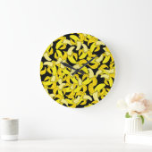 gele bananen: zwarte achtergrond grote klok (Huis)