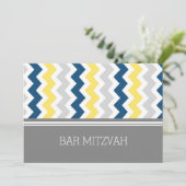 Gele blauwe grijze Chevron Bar Mitzvah Invitaties Kaart (Staand voorkant)