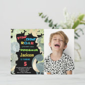 Gele blauwe groene dinosaurusdag met foto kaart (Staand voorkant)