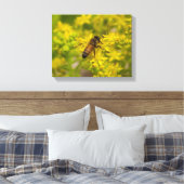 Gele bloem en honingbijen Maleny 2016 Canvas Afdruk (Insitu (Slaapkamer))