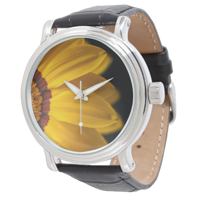 Gele bloem op zwarte achtergrond horloge (Gekanteld)