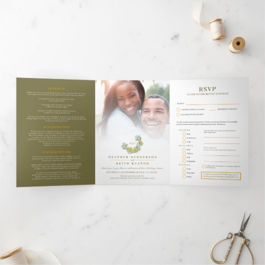 Gele bloem Sibbaldia bruiloft alles in één Drieluik Uitnodiging (Binnen)