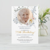 Gele Bloemen Aangepaste Foto Verrassing 70ste Verj Kaart (Staand voorkant)