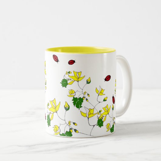 Gele bloemen en Kleine Mok Ladybugs (Voorkant rechts)