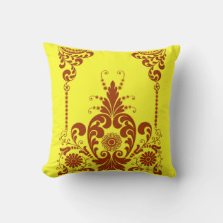 gele bloemen en krullenprint kussen