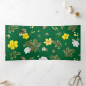 Gele bloemen en witte rozen 6 drieluik wenskaart (Binnen)