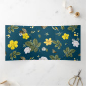 Gele bloemen en witte rozen drieluik wenskaart (Binnen)