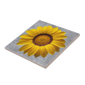 Gele bloemen, grijze steenwandtextuur achtergrond tegeltje (Zijkant)