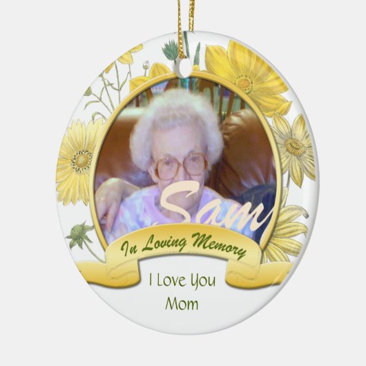 gele bloemen in liefdevolle herinnering Ornament (Links)