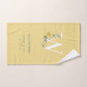 Gele  bloemen Initiaal Baby Birth Stats Bad Handdoek (Handdoek)