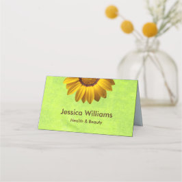 Gele bloemen op Abstract Groen Monogram Afsprakenkaart