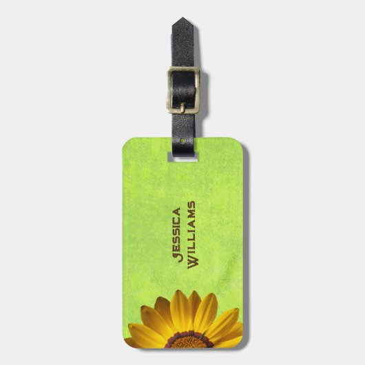 Gele bloemen op Abstract Groen Monogram Bagagelabel (Voorkant verticaal)