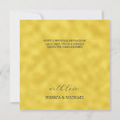 Gele bloemen op marineblauwe achtergrond Monogram Bedankkaart (Achterkant)