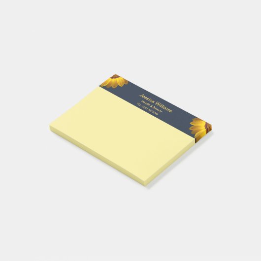 Gele bloemen op marineblauwe achtergrond Monogram Post-it® Notes (Schuin)