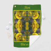 Gele bloemen op zonneschijns-Abstract gepersonalis Golfhanddoek (Insitu)