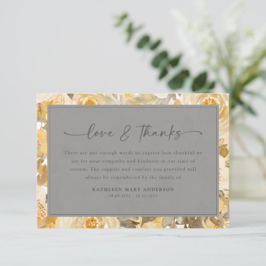gele bloemen sympathie begrafenis bedankkaart (Staand voorkant)