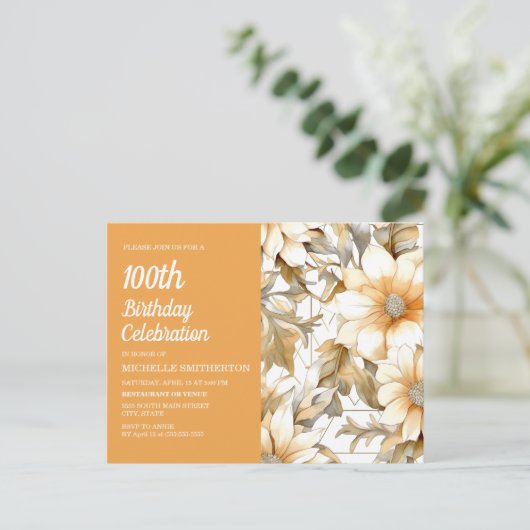 Gele Bloemen Vrouwen 100e Verjaardag Uitnodiging Briefkaart (Staand voorkant)