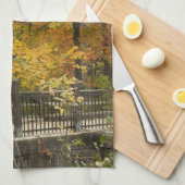 Gele bomen in de herfst theedoek (Quarter Fold)