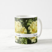 Gele botanische bloemen koffiemok (Voorkant rechts)