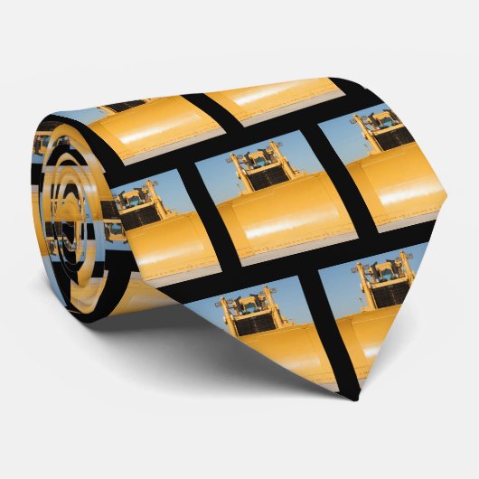 Gele Bulldozer met Zwart Stropdas (Opgerold)