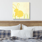 Gele Bunny en groene gras door Chariklia Zarris Canvas Afdruk (Insitu (Slaapkamer))