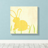 Gele Bunny en groene gras door Chariklia Zarris Canvas Afdruk (Insitu (Houten vloer))
