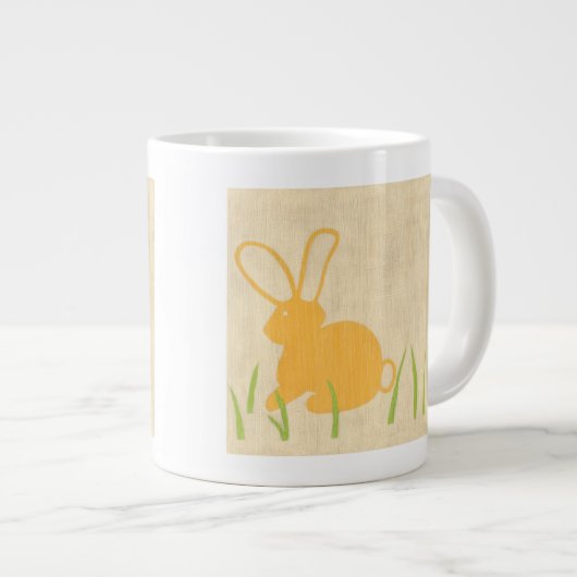 Gele Bunny en groene gras door Chariklia Zarris Grote Koffiekop (Voorkant rechts)