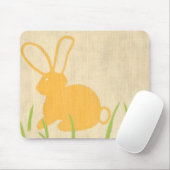 Gele Bunny en groene gras door Chariklia Zarris Muismat (Met muis)